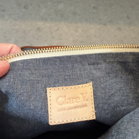 Clare V Single Sac Bretelle in Tan - Picture 3 of 10